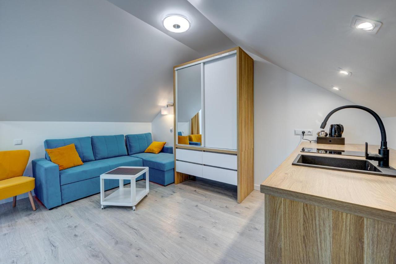 Apartamenty 111 ポビエロボ エクステリア 写真